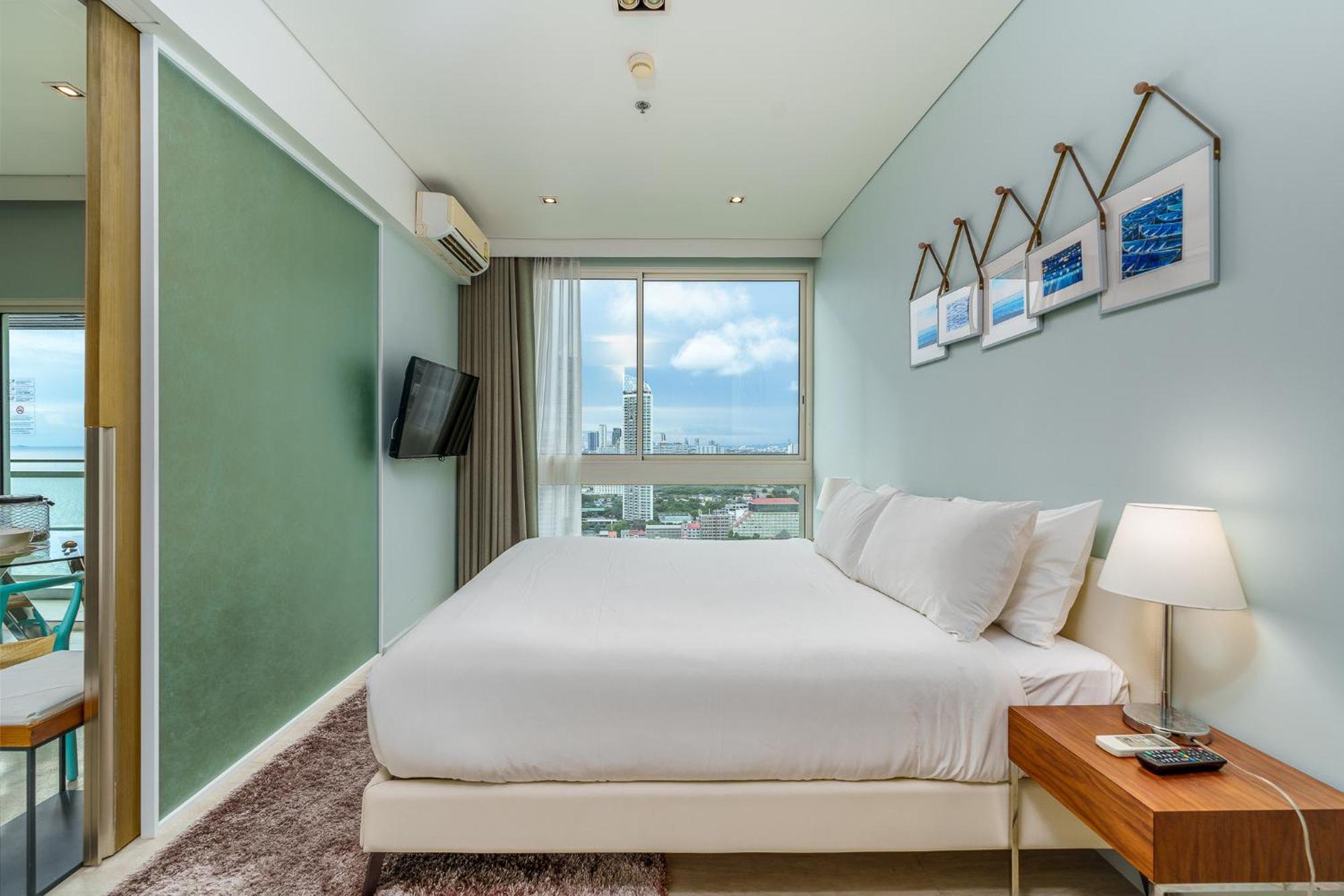 Veranda Pattaya by Lux Jomtien Beach Rum bild