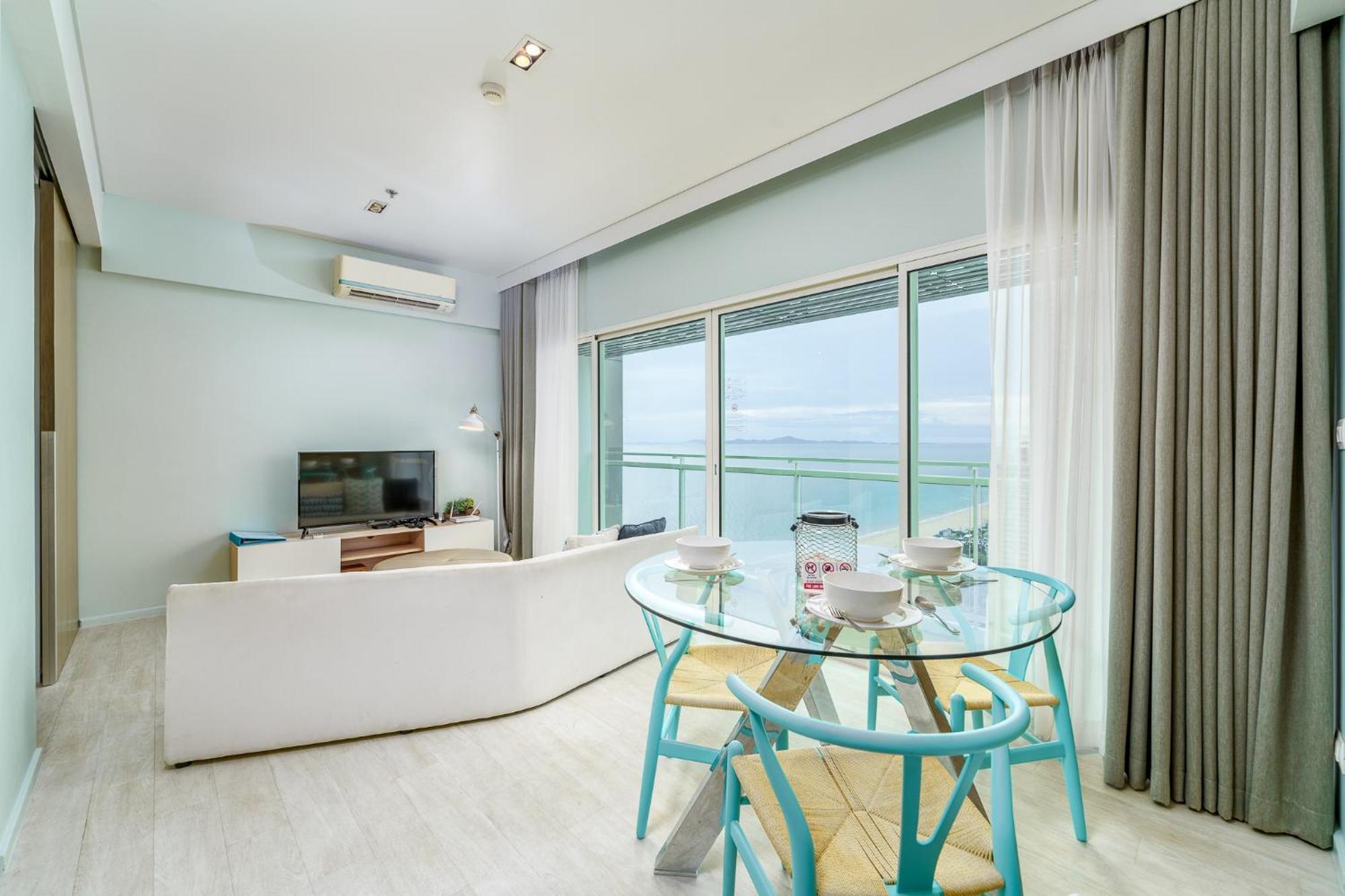 Veranda Pattaya by Lux Jomtien Beach Rum bild